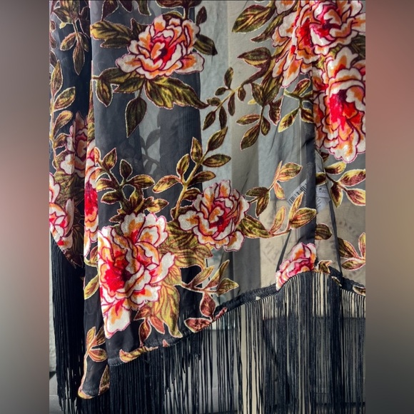 Boho Floral Fringe Kimono Sheer Wrap – Velvet Burnout Roses, One Size - Picture 3 of 5